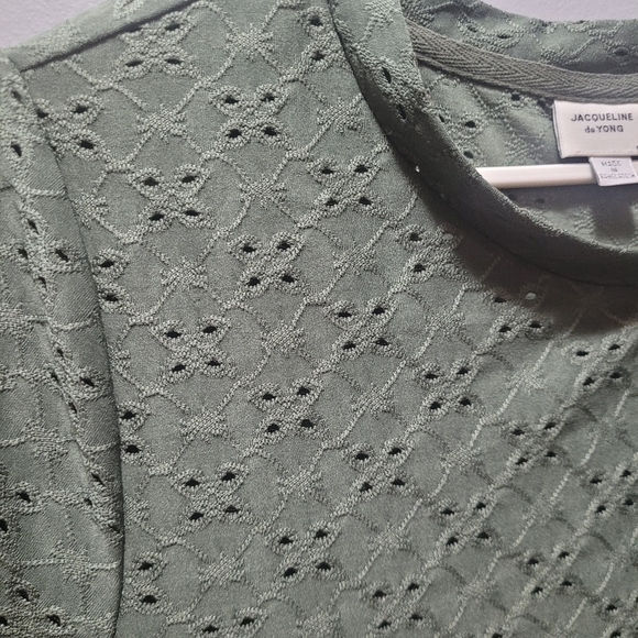 Jaqueline De Yong Olive Green Eyelet Short Sleeve Top S - Picture 3 of 6